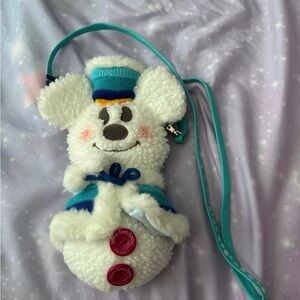 Tokyo Disney Resort Mickey snowman Plush Pouch Pass Case